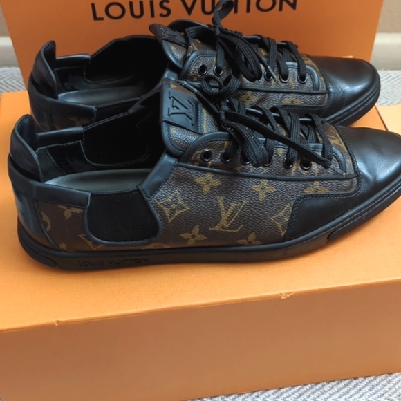 LOUIS VUITTON MONOGRAM SLALOM SNEAKERS - Picture 9 of 16